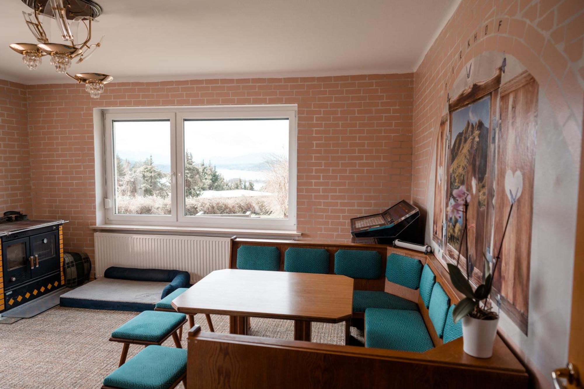Urlaub für Mensch und Tier - Appartements Pirkhof Pörtschach am Wörthersee Exterior foto